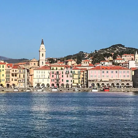 アパート Borgoverde-11 By Interhome インペリア