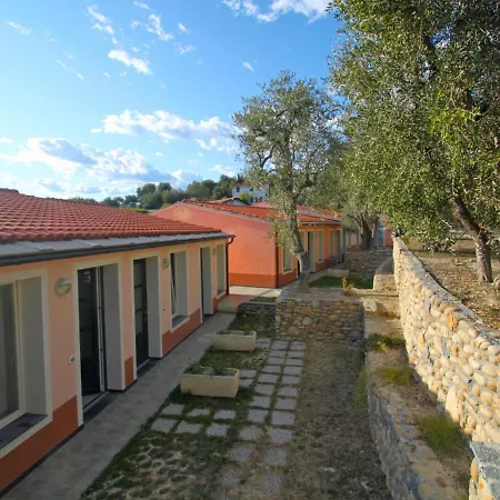 Lejlighed Borgoverde-11 By Interhome *